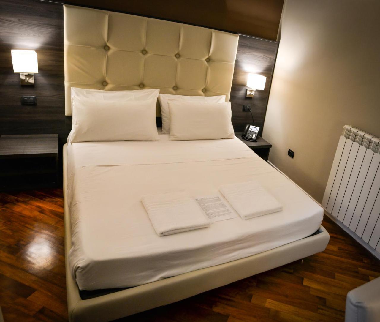 Brain Rooms & Suite Pagani Ruang foto